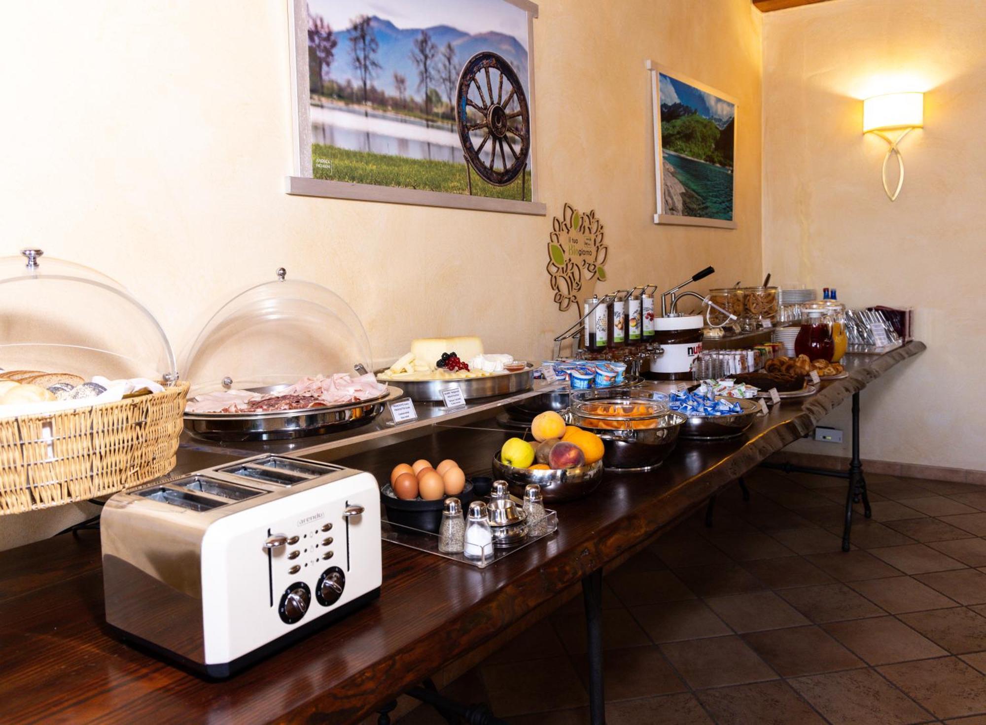 Best Western Plus Hotel Le Rondini San Francesco al Campo Zewnętrze zdjęcie
