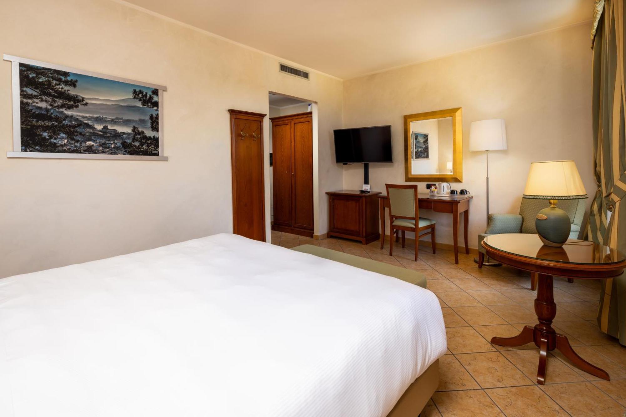 Best Western Plus Hotel Le Rondini San Francesco al Campo Zewnętrze zdjęcie
