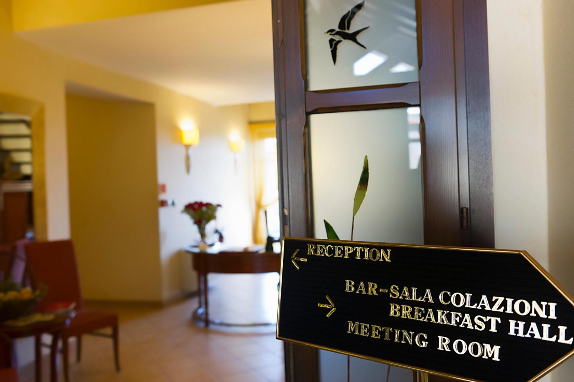 Best Western Plus Hotel Le Rondini San Francesco al Campo Zewnętrze zdjęcie