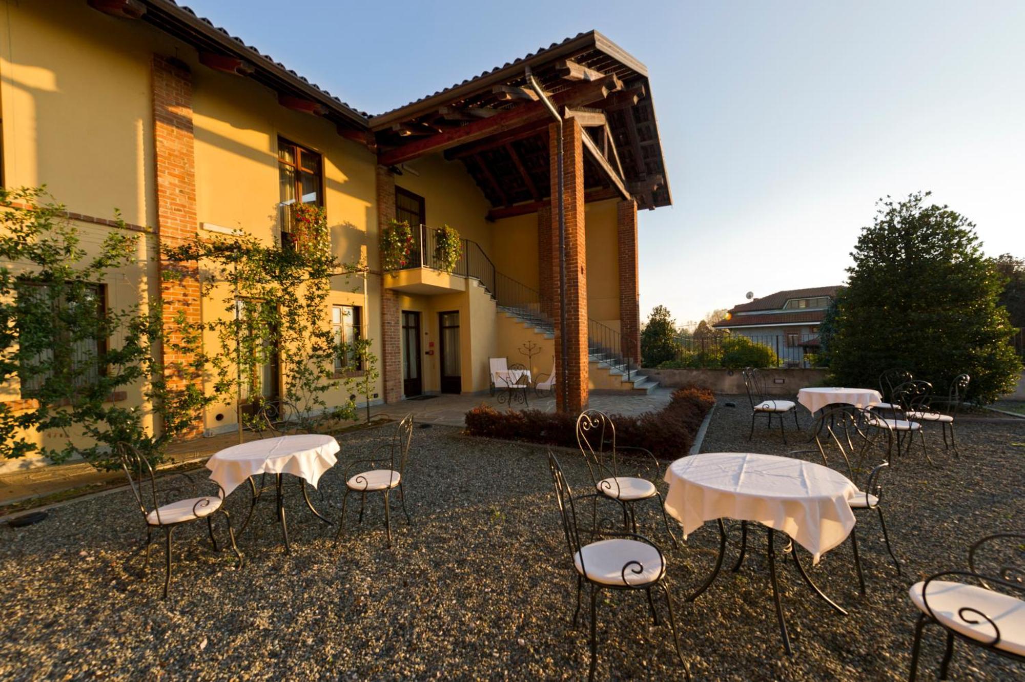 Best Western Plus Hotel Le Rondini San Francesco al Campo Zewnętrze zdjęcie